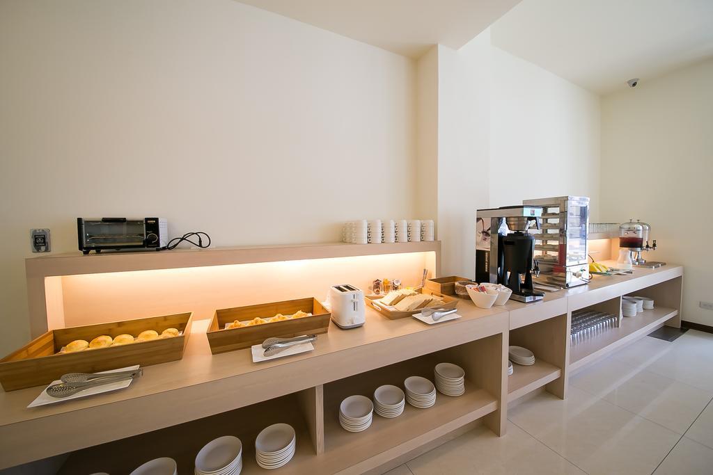 Sunseed International Villa Hotel Kota Chiayi Bagian luar foto