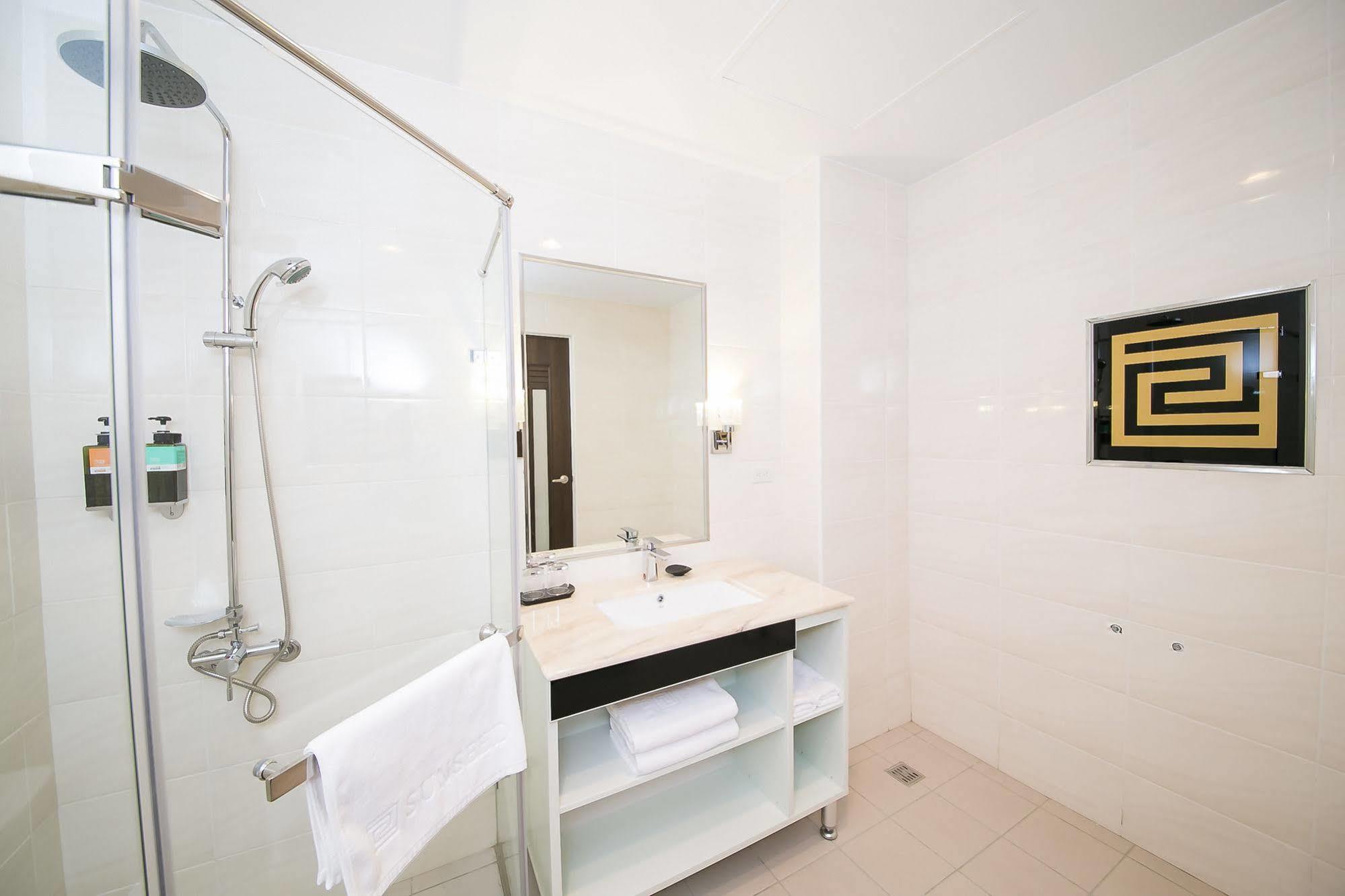 Sunseed International Villa Hotel Kota Chiayi Bagian luar foto